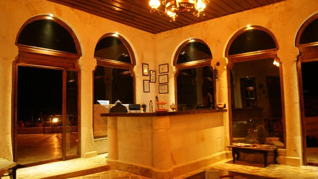 Sinasos Palace Cave Hotel Urgup Exterior photo