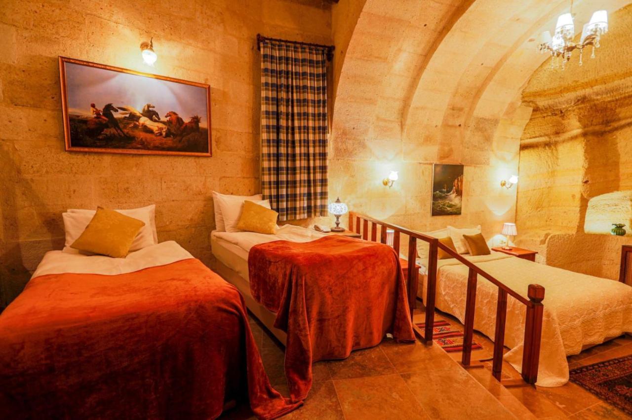 Sinasos Palace Cave Hotel Urgup Exterior photo